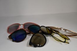 Two pairs of as new Pepe Jeans Parker sunglasses together with three pairs of Pepe Jeans PJ7363