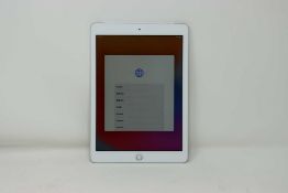 SOLD FOR PARTS ONLY:A pre-owned Apple iPad 9.7