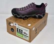 A pair of women's as new Oboz Firebrand II Low B-Dry waterproof hiking shoes (UK 7 - RRP £117).