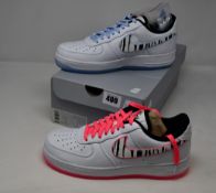 A pair of as new Nike Air Force 1 '07 trainers (UK 7).