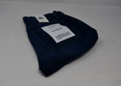 A pair of as new Frame Le Beau jeans in Burnside (Size 26).
