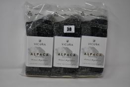 Six pairs of Vicuna London Alpaca Antarctica 4003 Antarctica Sock (All M 6-8 - RRP £32 a pair).