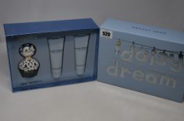 Three boxed as new Marc Jacobs Daisy Dream gift sets for her.
