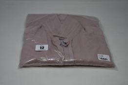 An as new Frank & Eileen Eileen shirt (XS - RRP $208).