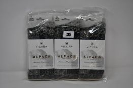 Six pairs of Vicuna London Alpaca Antarctica 4003 Antarctica Sock (All M 6-8 - RRP £32 a pair).