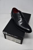 A pair of as new Loake Abberline shoes in black (UK 8 - RRP £175).