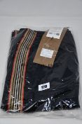 A pair of as new Burberry Sorento sweatpants (L - RRP €240).