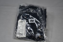 Five as new Chantelle Soft Stretch V-neck padded crop tops (All M/L - RRP £40 each).