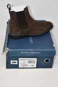 A pair of as new Steptronic Mayfair boots in suede (EU 42).