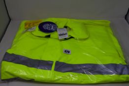 An as new FR Dritex S43Q Saturn fluorescent coat (XL -RRP $283).