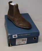 A pair of as new Steptronic Mayfair boots in suede (EU 43).