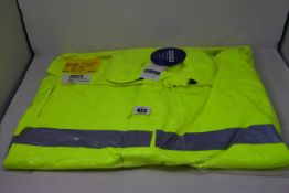 An as new FR Dritex S43Q Saturn fluorescent coat (XL -RRP $283).