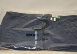 A men's as new Zero Restriction Z700 Full Zip Jacket in blue indigo (Large).