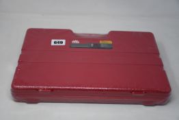 An as new MAC Tools PB518B 5 Ton Puller and Bearing Separator set.