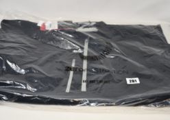 A men's as new Zero Restriction Z500 1/4 Zip Pullover in black/metallic silver (XX Large).