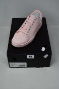 A pair of as new Raf Simons (Runner) Orion trainers in pink (EU 40 - RRP £150).