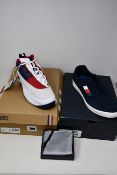 Two pairs of as new Tommy Hilfiger/Tommy Jeans sneakers; The Skew Heritage (EU 43) and lightweight