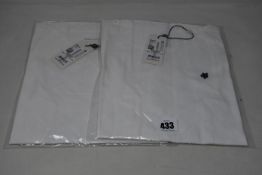 Five as new Marc O'Polo white T-shirts (2 x S, 3 x M - RRP €30 each).