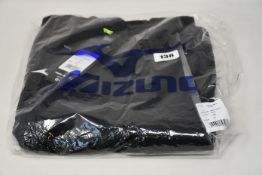 Six as new Mizuno Terry hoodies in black (All S - RRP £30 each).