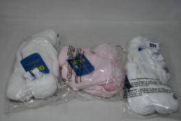 Nine children's as new Satila Tiny hats in white and soft pink (Size 35).