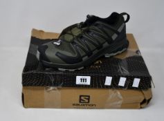 A pair of as new Salomon Quest 4D 3 GTX walking boots (UK 10).