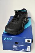 A pair of as new Asics Gel-Kayano 25 trainers (UK 8.5).