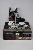 A pair of as new Bauer Vapor X2.9 Junior ice hockey skates (UK 2.5 - RRP £183).