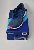 A pair of as new Asics Gel-Kayano 24 trainers (UK 7.5).
