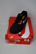 A pair of as new Nike Air Max 90 (UK 4).