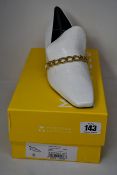 A pair of as new Mercedes Castillo Harriet shoes (US 10B - RRP £225).
