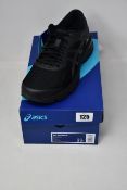 A pair of as new Asics Gel-Kayano 25 trainers (UK 7.5).