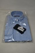 An as new Thom Sweeney casual Oxford button down collar blue shirt (14.5” - RRP £260).