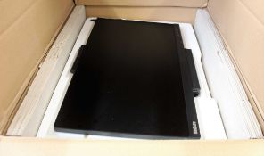 A pre-owned Lenovo ThinkCentre TIO 22 Gen3 LED 1920x1080 21.5