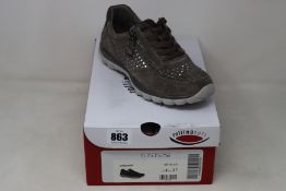A pair of as new Rolling Soft Gab28545 metallic trainers (UK 4).