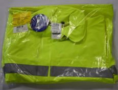 An as new FR Dritex S43Q Saturn fluorescent coat (XL -RRP $283).