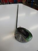 An Callaway Epic Flash golf driver golf club (Right handed, several light marks on shaft and one