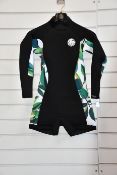 A women's as new Rip Curl Dawn Patrol 2/2 short sleeve Springsuit (Size 8).
