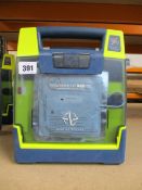 A Cardiac Science G3 AED trainer.