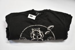 Ten as new The Great Frog London vintage reissue 70's 'UFO T-shirts in black (L).