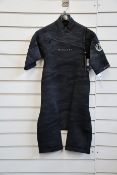 A women's as new Rip Curl Dawn Patrol 2/2 short sleeve Springsuit (Size XL).
