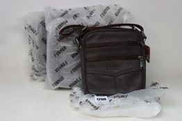 Four men's as new Fonmor Vintage leather bags in brown.