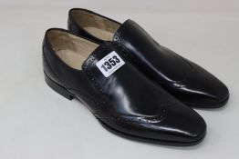 A pair of Sweeney London brown leather shoes (UK 7 - No box).