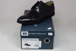 A pair of as new Steptronic Franco shoes (UK 9).