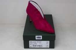 A pair of as new Hobbs London Sienna ankle boots (UK 5 - RRP £189).