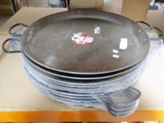 Ten professional paella pans, 60cm.