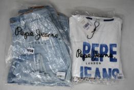 Three pairs of as new Pepe Jeans Rachel shorts (1 x 26, 2 x 27 - RRP £60 each), Pepe Jeans Fransi