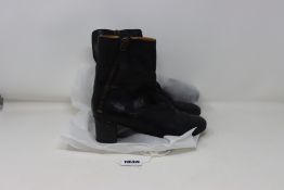 A pair of pre-owned Chloe leather boots (EU 3.5 - Some sign of wear on sole but very good