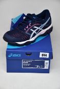 A pair of women's as new Asics Gel-Ziruss 3 trainers (UK 5.5).