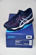 A pair of women's as new Asics Gel-Ziruss 3 trainers (UK 5.5).