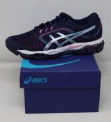 A pair of women's as new Asics Gel-Ziruss 3 trainers (UK 5).